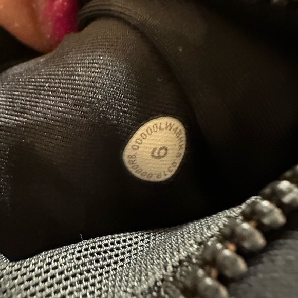 Lululemon define jacket NWOT - Picture 2 of 9